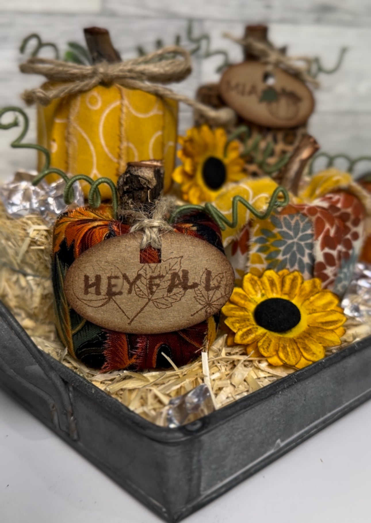 Anchor Valley 3 mini pumpkins